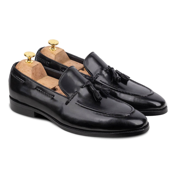 Conrad Tassel Black