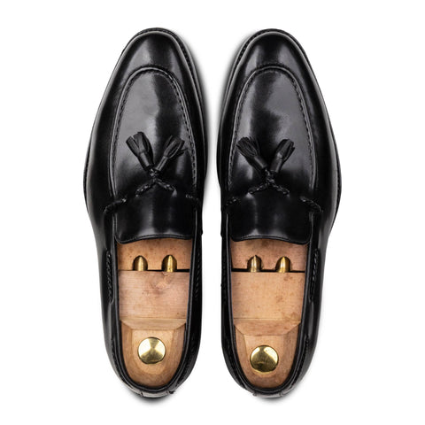 Conrad Tassel Black