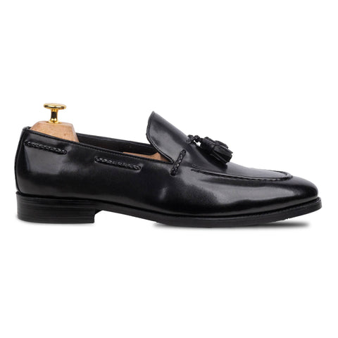Conrad Tassel Black