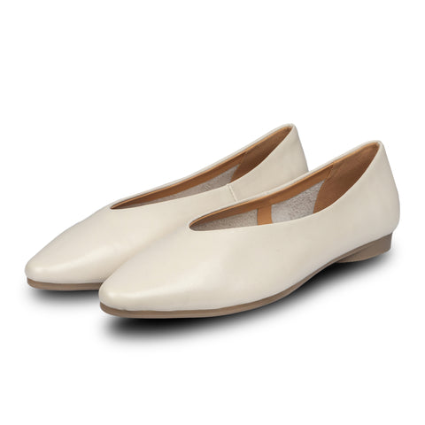 Rene Classic Flats Ivory