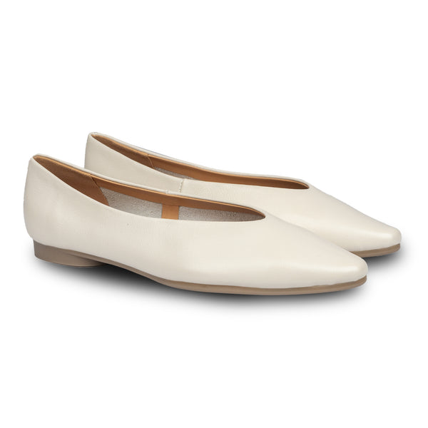 Rene Classic Flats Ivory