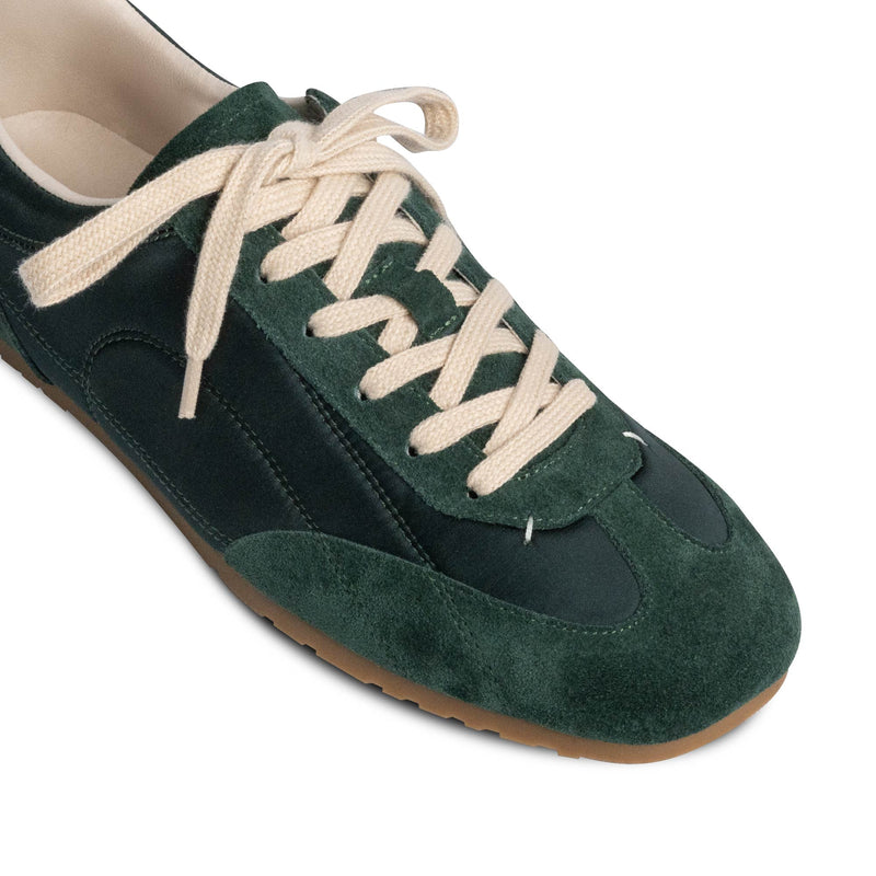 Gail Motion Green