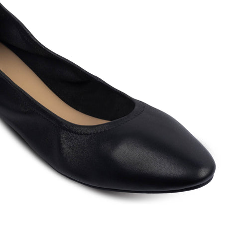 Lacy Classic Flats Black
