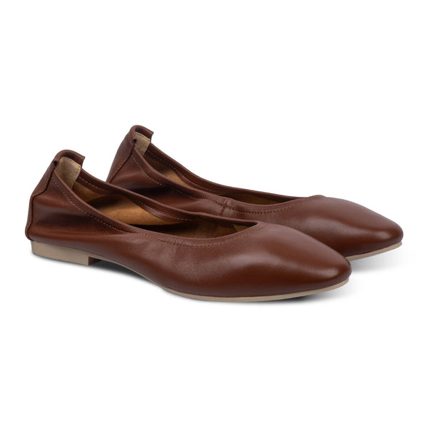 Lacy Classic Flats Brown