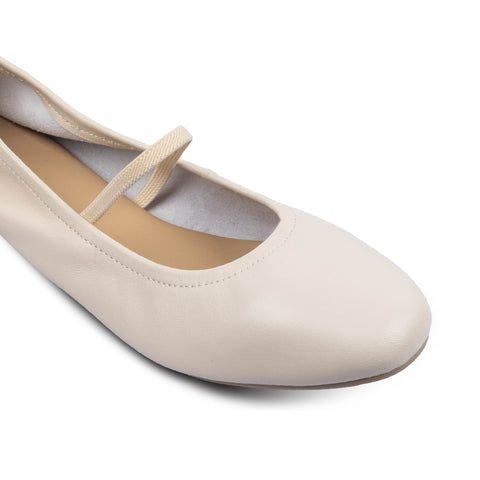 Lacy Ballet Flats White