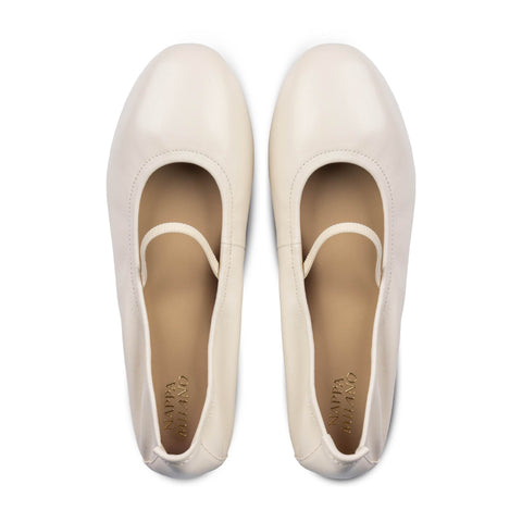 Lacy Ballet Flats White