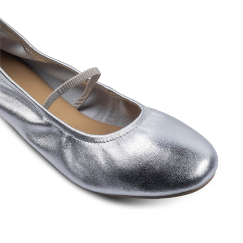Lacy Ballet Flats Silver