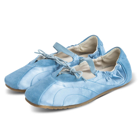 Gail Dainty Blue