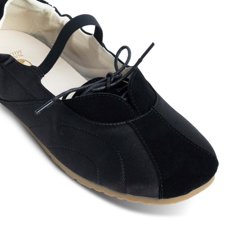 Gail Dainty Black