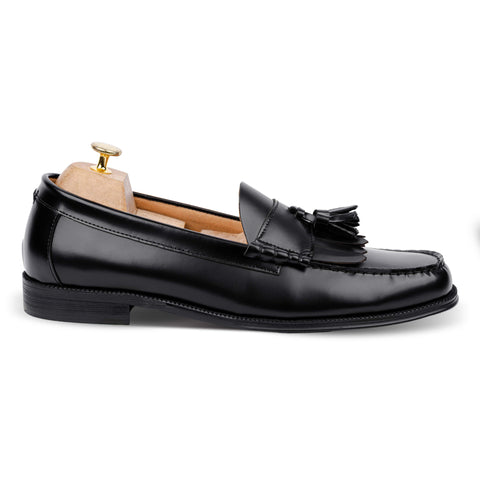 Luther Tassel Black